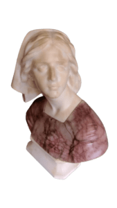 Busto in marmo, raffigurante Giovanna D'Arco